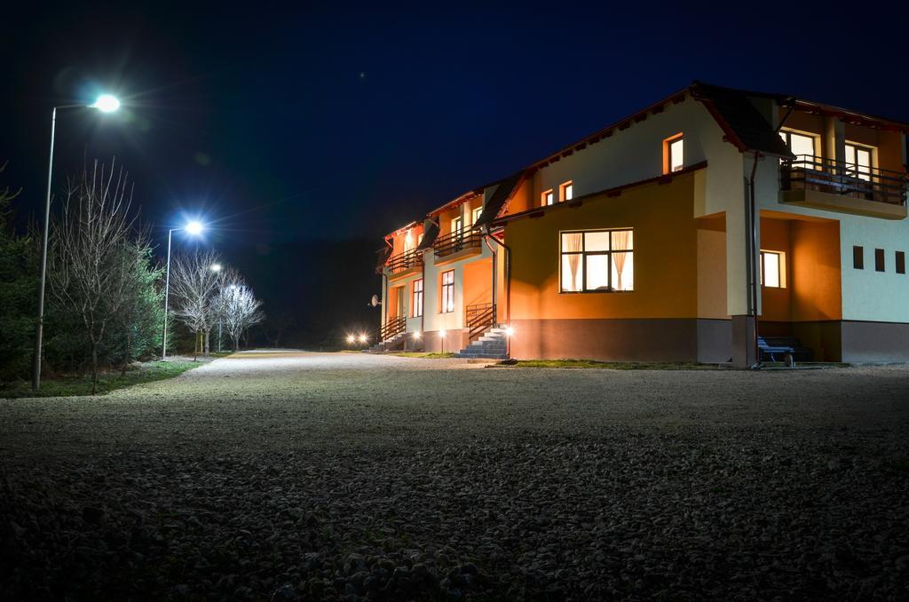 Rasarit De Soare Hotel Rotbav ภายนอก รูปภาพ